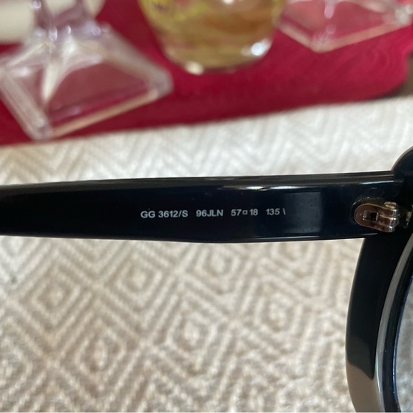Oversized Gucci Sunglasses 3612s - Picture 6 of 9